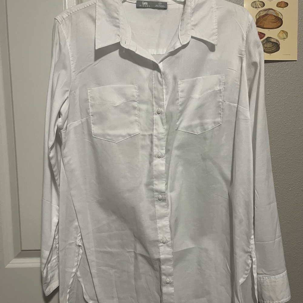 Lee blouse
